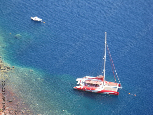 A magical and romantic Santorini  expirience photo