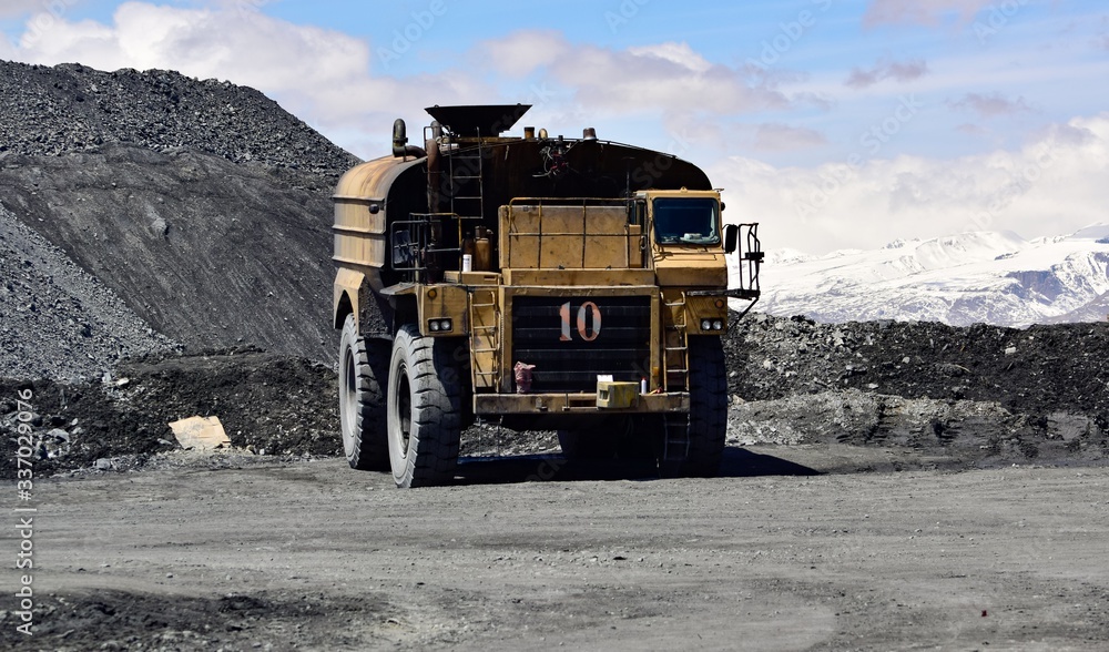 mining truck tanker mining truck tanker