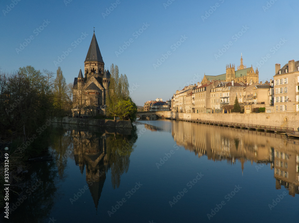Large view on the Moselle, the temple and the cathedral in Metz