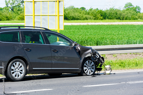 Samochód po wypadku