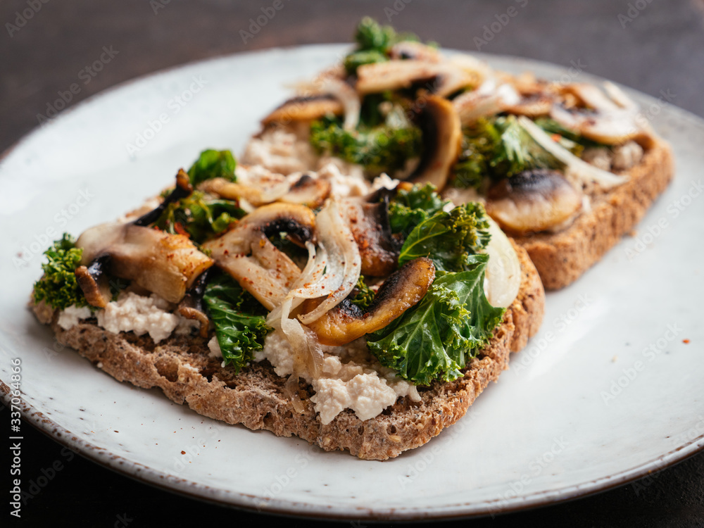 Vegan Ricotta, Mushrooms and Kale on Toast Vegan Ricotta, Mushrooms and Kale on Toast