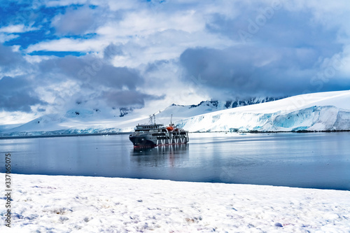 Cruise Ship Snow Mountains Blue Glaciers Damoy Point Antarctica