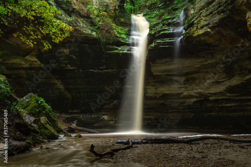 Water in full flow after heavy fall rain. Ottawa canyon, starved rock state park, Illinois.