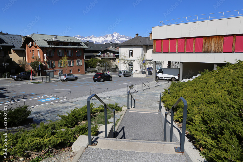Groupe scolaire Marie Paradis. Etablissement scolaire. La Poste. Alpes françaises. Saint-Gervais-les-Bains. Haute-Savoie. France.