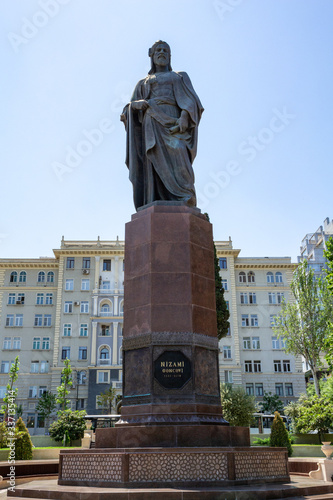 Monument of Nizami Ganjevi in Baku photo