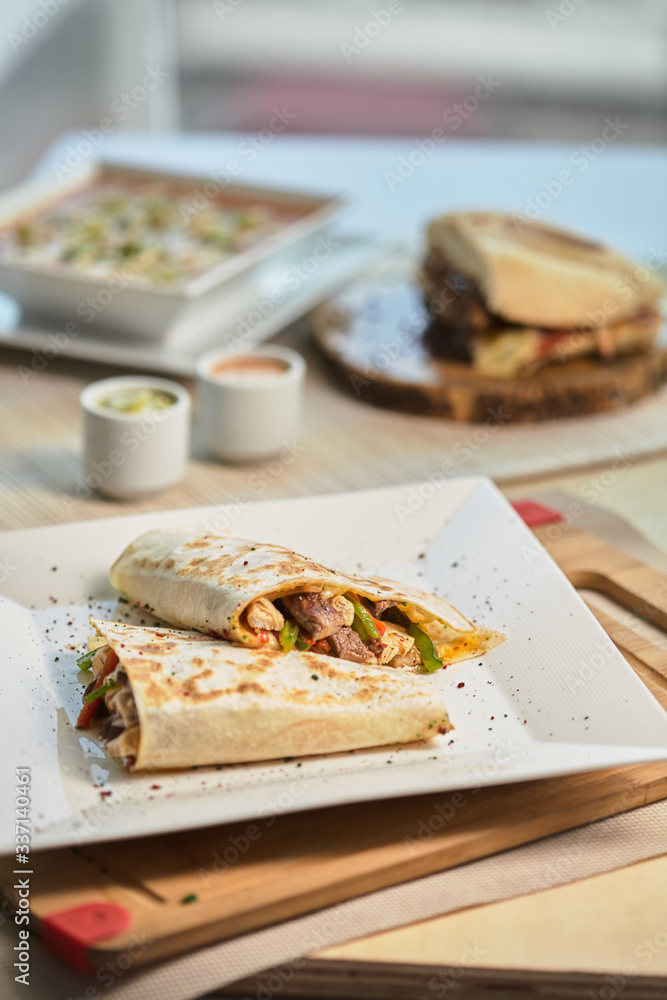 Quesadilla de carne Quesadilla de carne