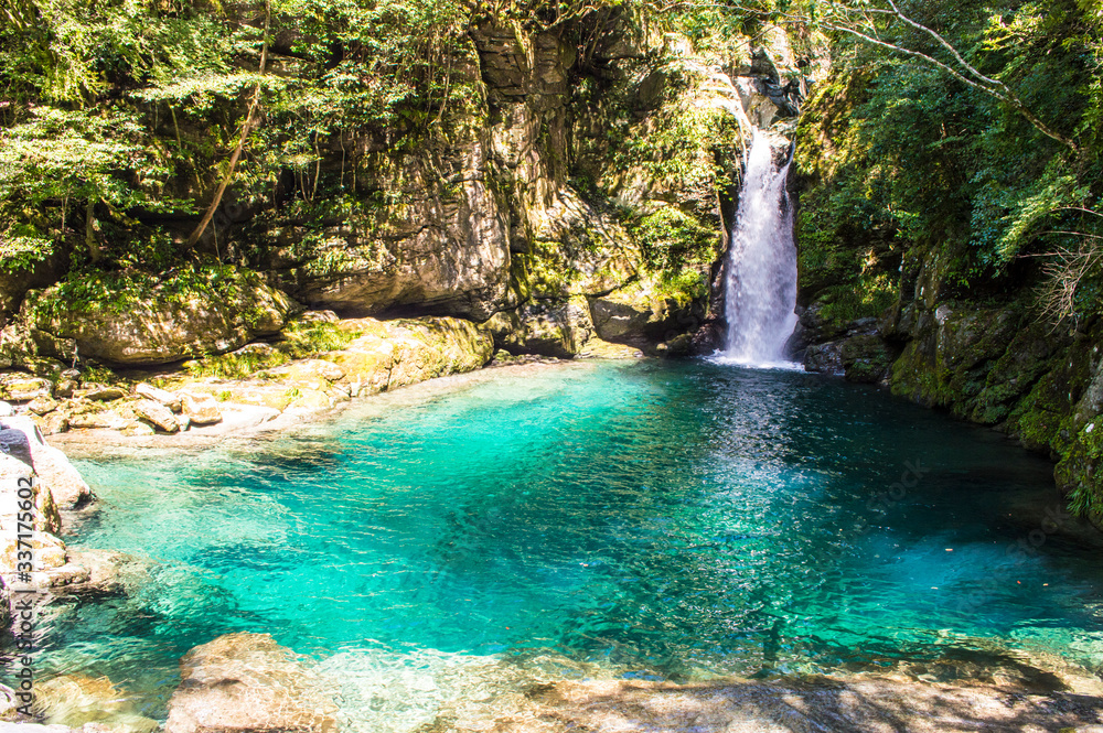 Naklejka premium 【高知県】にこ淵 / 【Kouchi】Nikobuchi 