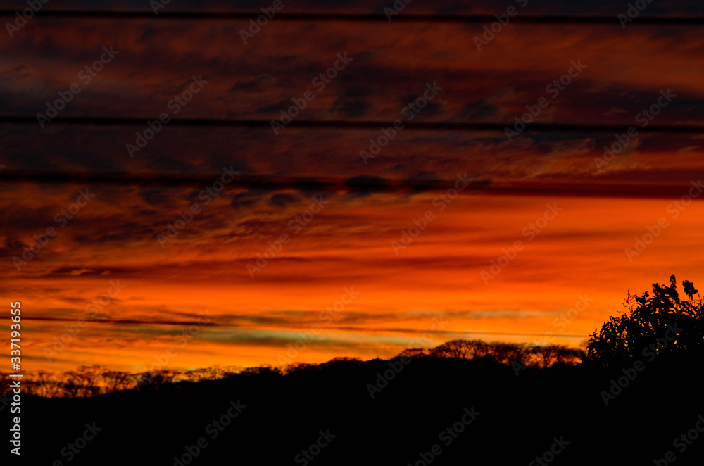 Obraz premium sunset in the mountains