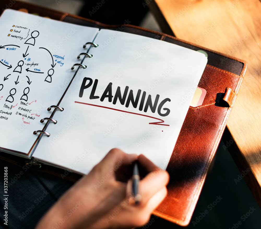 © Rawpixel.com - Woman writing and planning business strategy © Rawpixel.com - Woman writing and planning business strategy