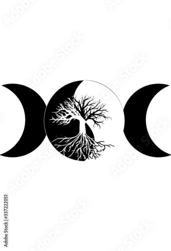 Triple moon with tar of life yin yang symbol