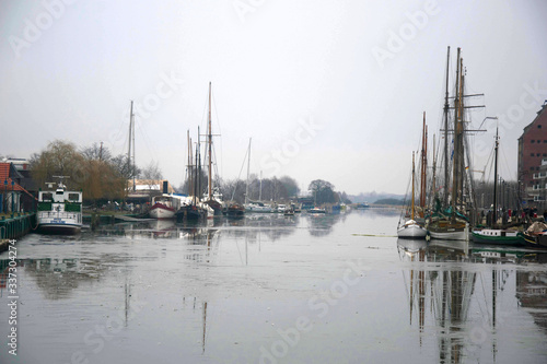 Hafen und Boote