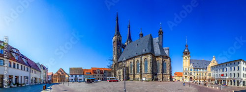 Kirche und Rathaus, Koethen, Sachsen Anhalt, Deutschland 