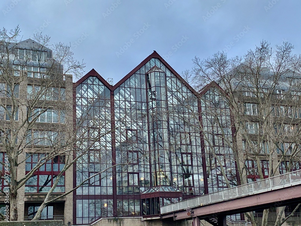 Obraz premium old abandoned building