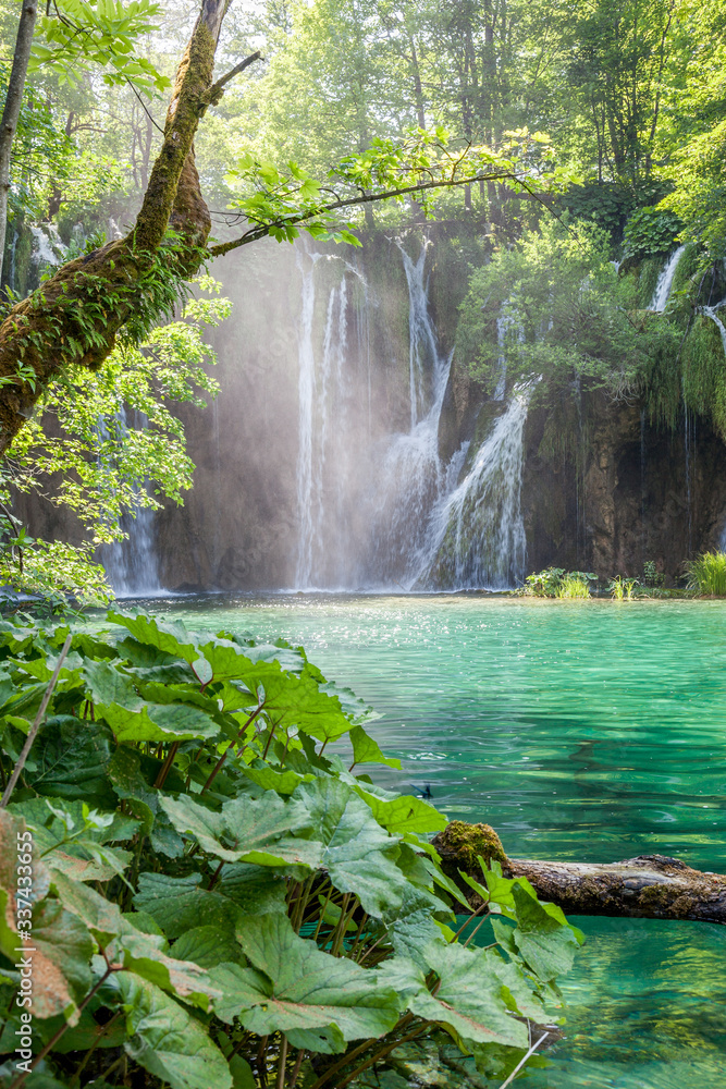 Fototapeta premium waterfall, plitvice lakes, Lika-Senj County, croatia