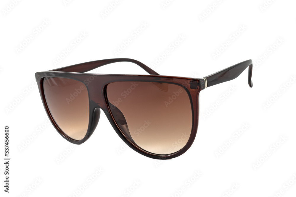 Brown wayfarer gradient sunglasses for women isolated on white background, side view Brown wayfarer gradient sunglasses for women isolated on white background, side view