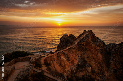 Obraz na płótnie Klifowe wybrzeże Algarve, Ponta da Piedade, Portugalia w salonie