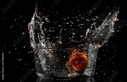 Clementine falling in water