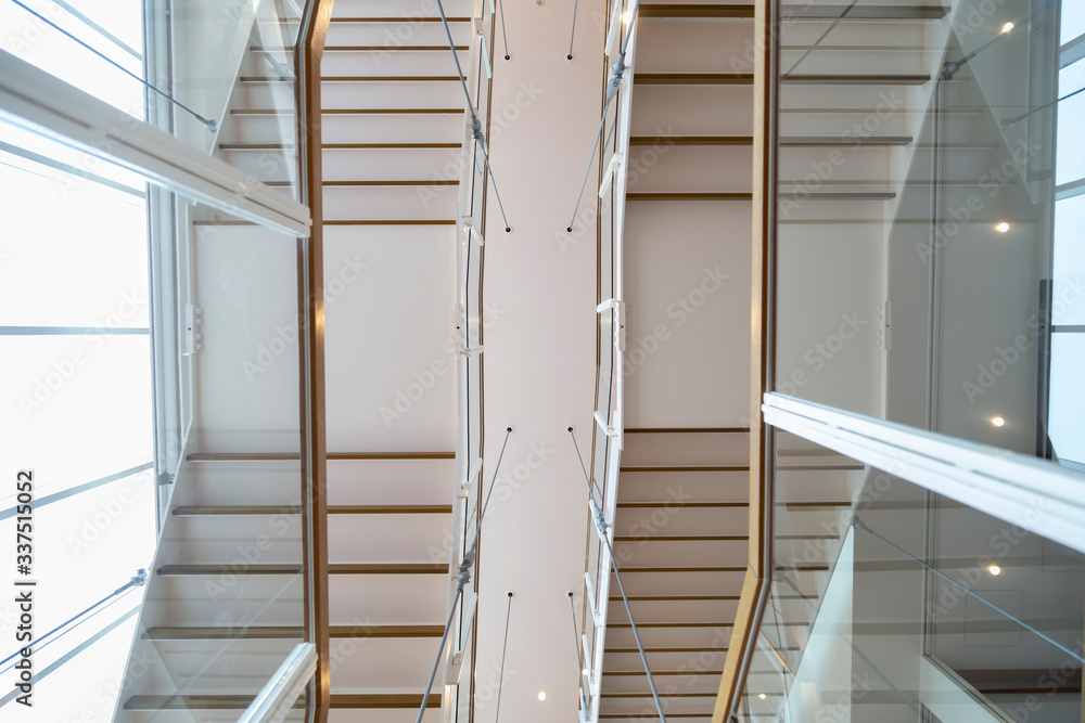 Obraz premium staircase in a modern building