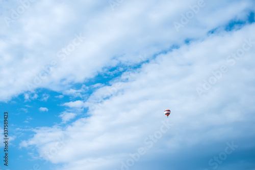 Wallpaper Mural Balloon in the blue sky Torontodigital.ca