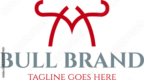 Byk litera M logo koncepcja