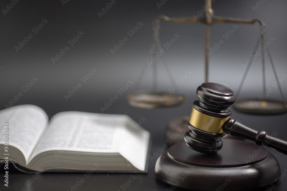Gavel, scales of justice Gavel, scales of justice