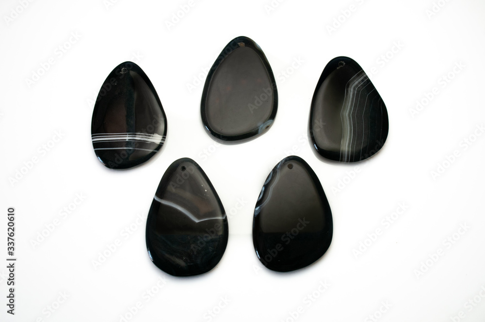 Natural black agate black cabochon five pieces Natural black agate black cabochon five pieces