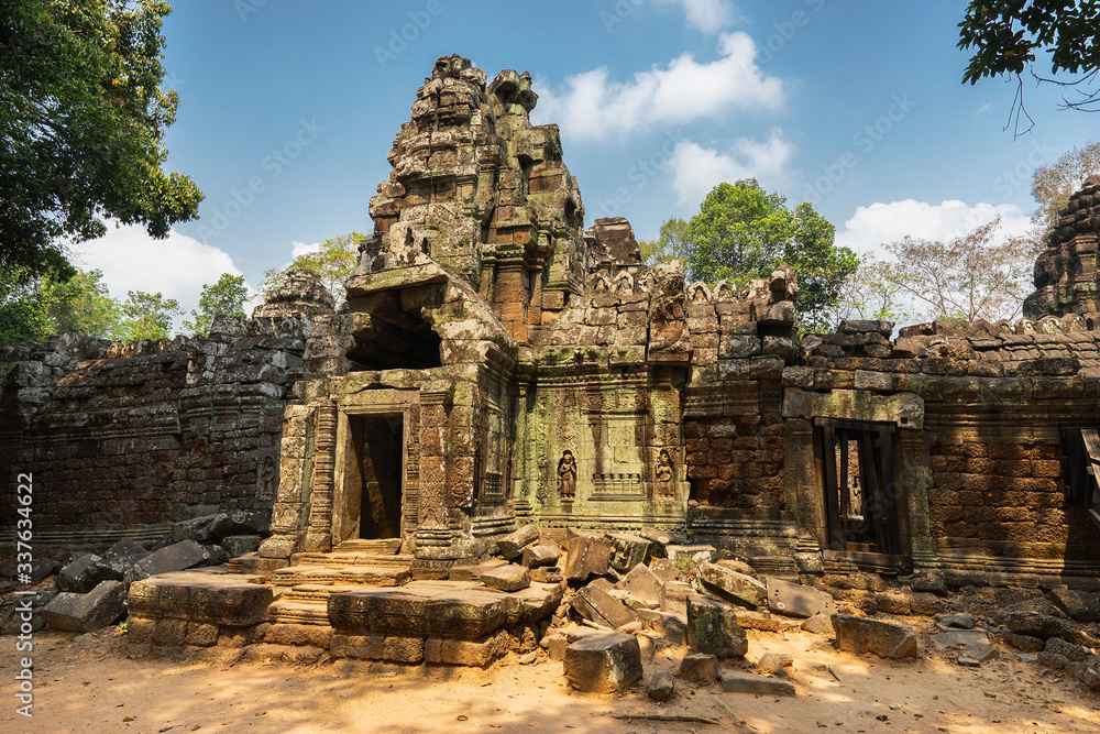 Naklejka premium Entrance to ancient Ta Som temple. Angkor Wat complex, Siem Reap, Cambodia.
