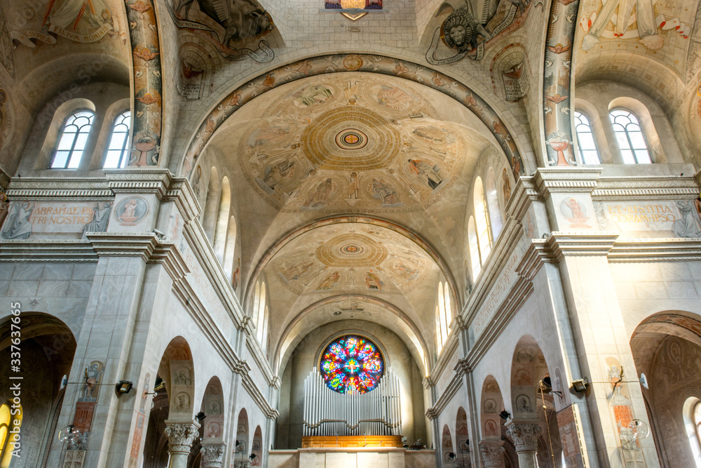 Chiesa cattolica della Basilica del Sacro Cuore di Lugano