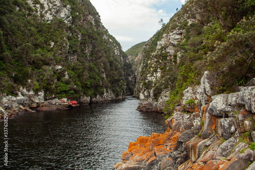 Mündung des Storms River im Tsitsikamma Nationalpark an der Garden Route in Südafrika photo