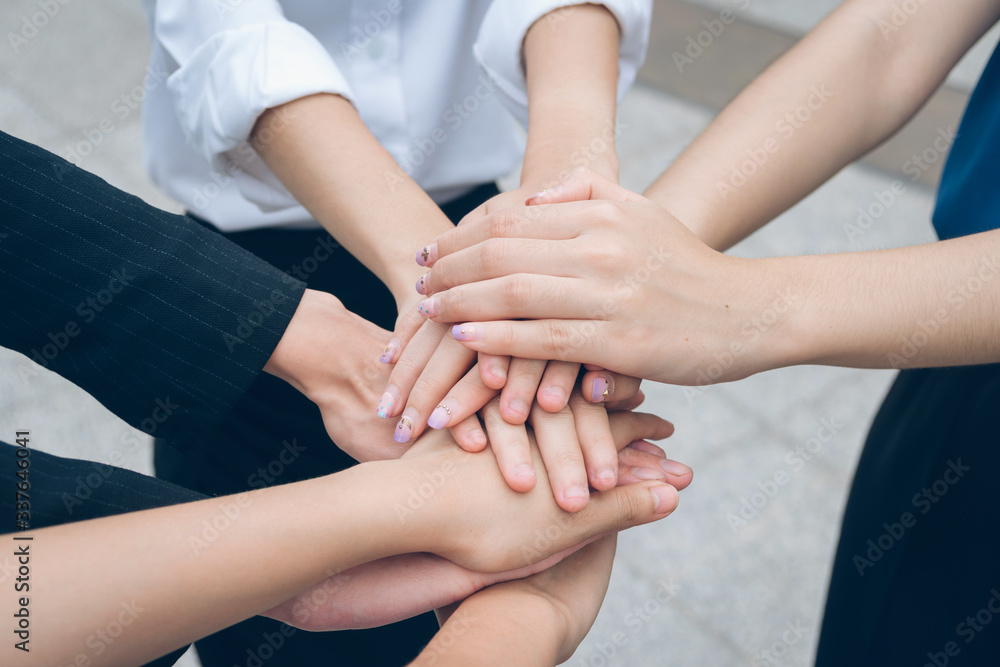 Sccess teamwork with partnership Sccess teamwork with partnership