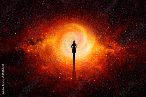 Foto Woman walking through the universe