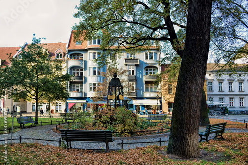 Obraz na płótnie berlin, deutschland - reformationsplatz in der altstadt von berlin-spandau w salonie
