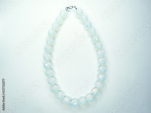 fashion beads necklace jewelry with semigem crystals moon stone