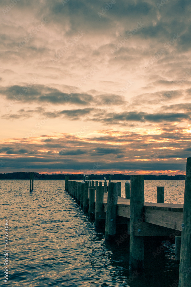 Fototapeta premium sunrise, dock