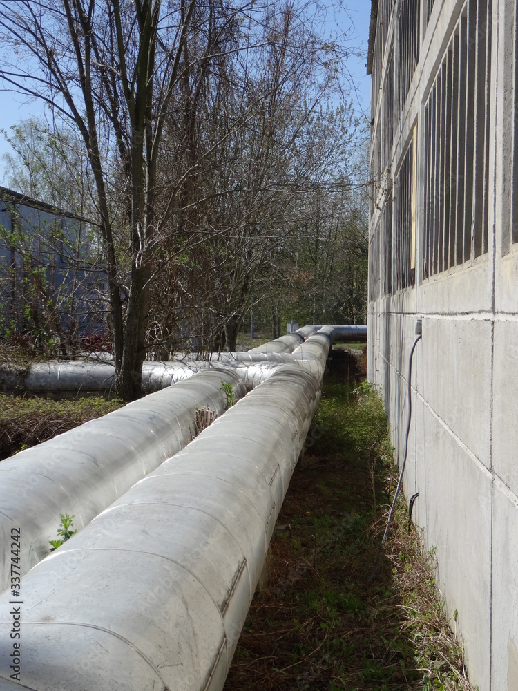 Fototapeta premium Fernwärmeleitung