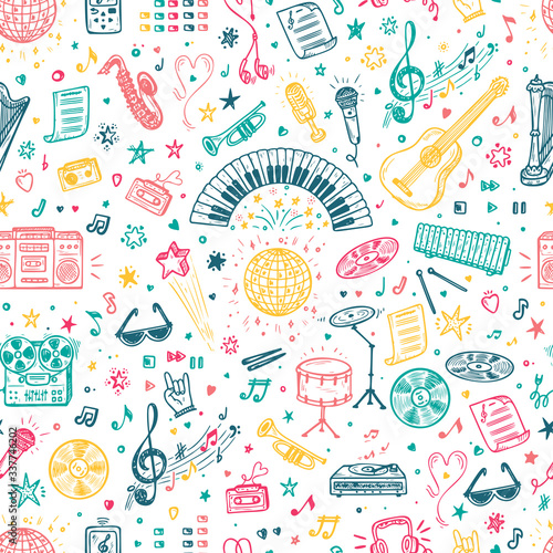 Vector Music background. Seamless pattern with Hand drawn doodle Musical Instruments, Retro musical equipment
