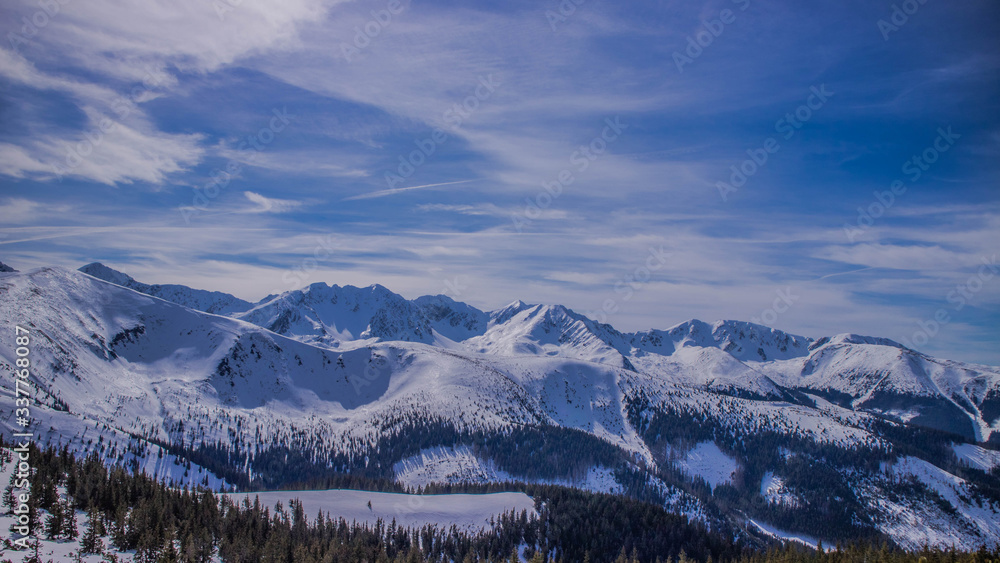 Tatry- Dolina Chochołowska zimą Tatry- Dolina Chochołowska zimą