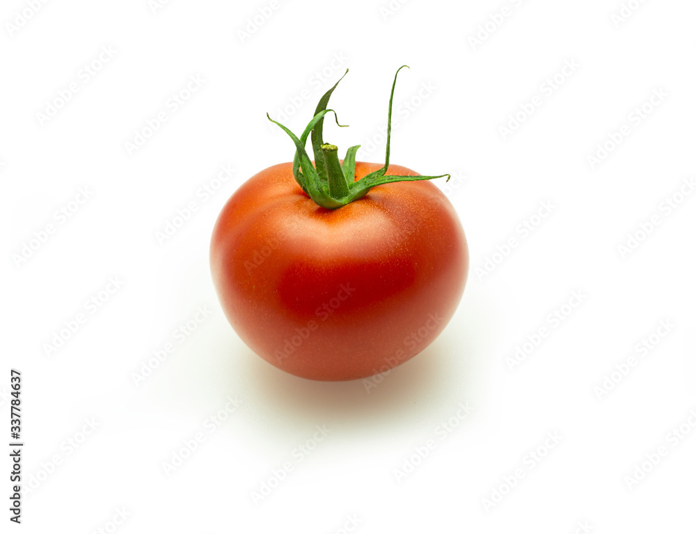 pomidor z szypułką na białym tle z cieniem pomidor z szypułką na białym tle z cieniem