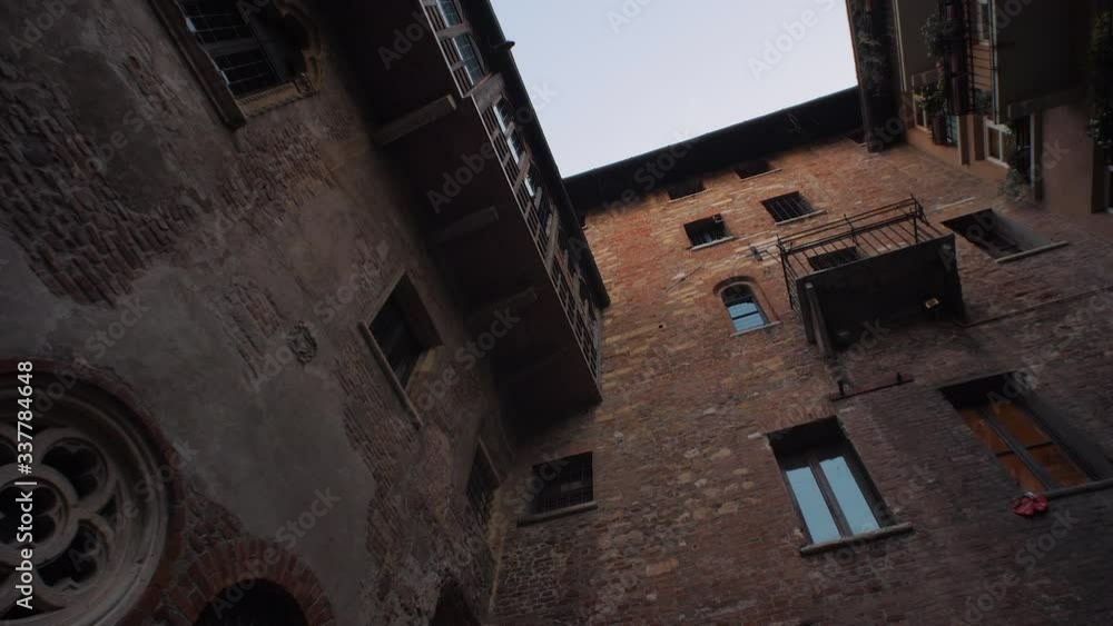 Juliet's balcony in Verona Juliet's balcony in Verona