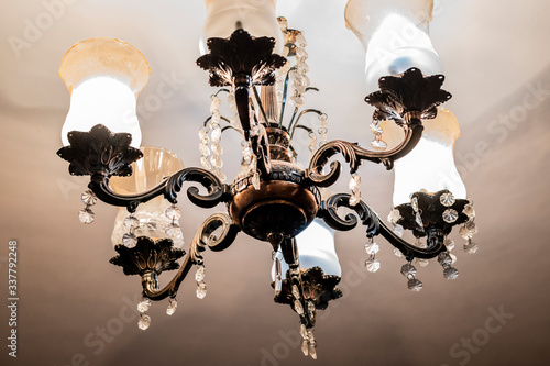 Old chandelier © Паша Баглай