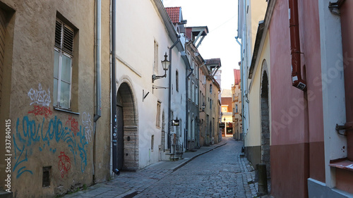 Street in Tallinn Old Town, Republic of Estonia © Creatura Studio