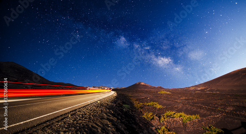 Foto vineyard with stars in lanzarote la geria