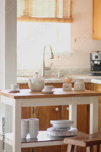 kitchen, interior, home, furniture, design, room, house, white, luxury, table, wood, sink, contemporary, apartment, stove, bathroom, cabinet, architecture, wooden, indoors, new, style, cooking