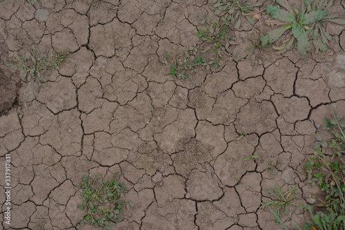 Tierra agrietada seca