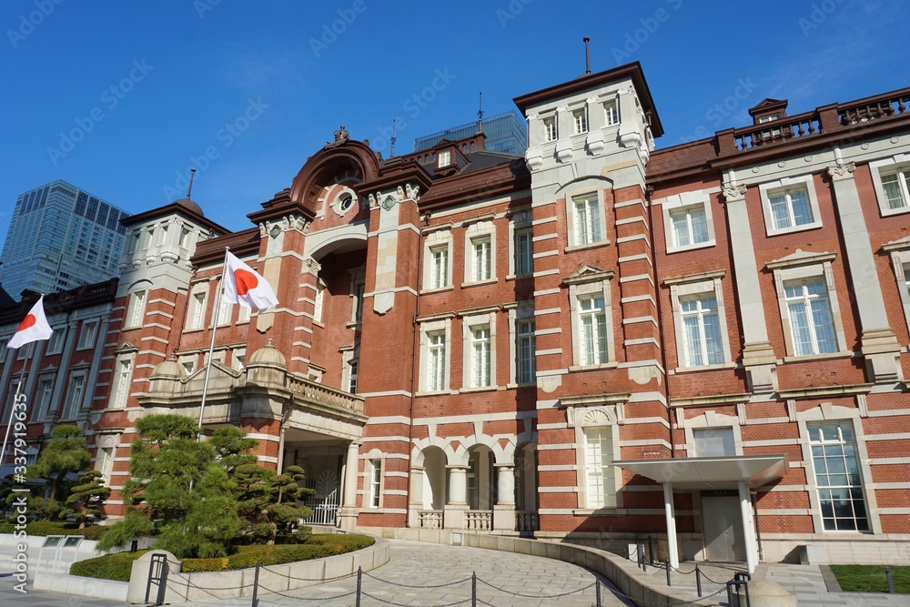 Tokyo station