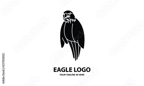 silhouette A simple eagle, suitable for business symbols or logos