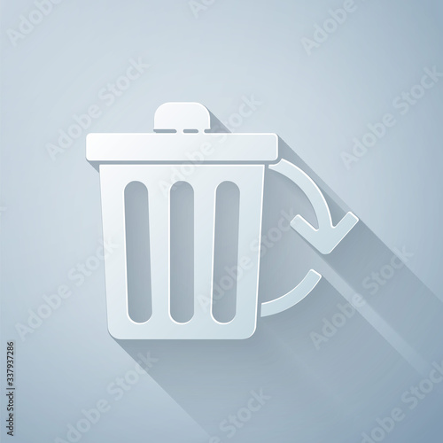 Paper cut Recycle bin with recycle symbol icon isolated on grey background. Trash can icon. Garbage bin sign. Recycle basket sign. Paper art style. Vector Illustration