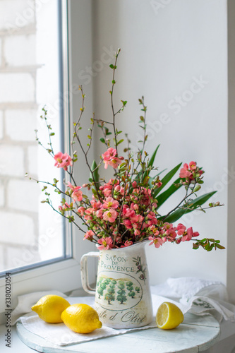 bouquet of flowers
flowers in vase