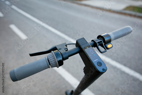 Фотография electric scooter handlebar top view