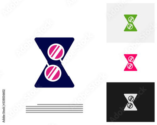 Clock Search logo design concept vector. Time management logo template. Concept icon isolated on white background. Vector symbol.